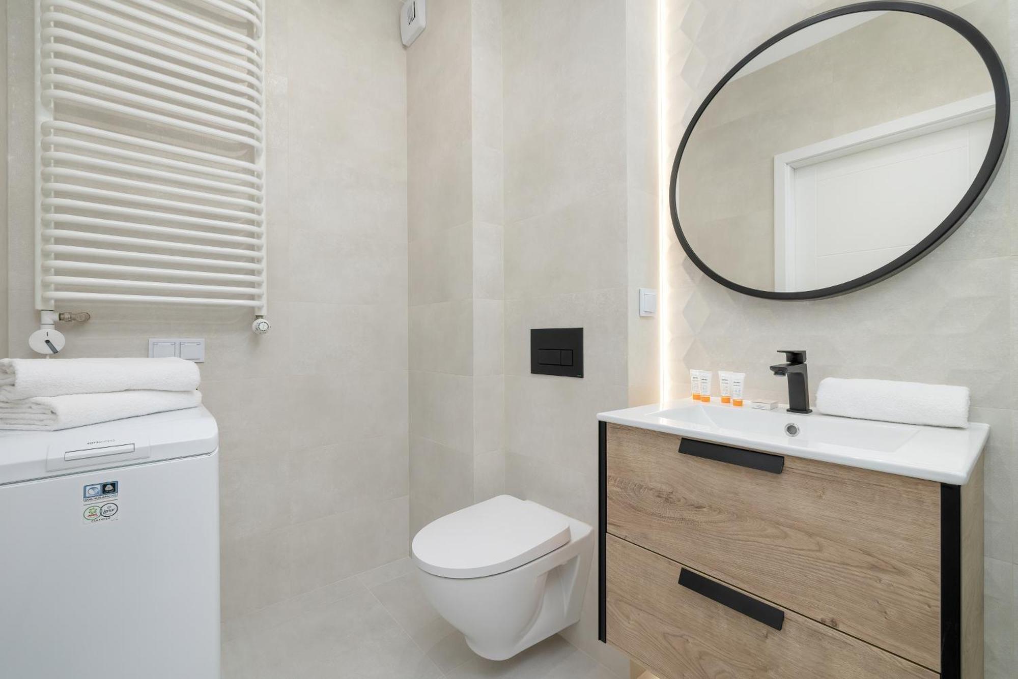 Bright Apartment Park Lotnikow Near Tauron Arena Krakow By Noclegi Renters Luaran gambar